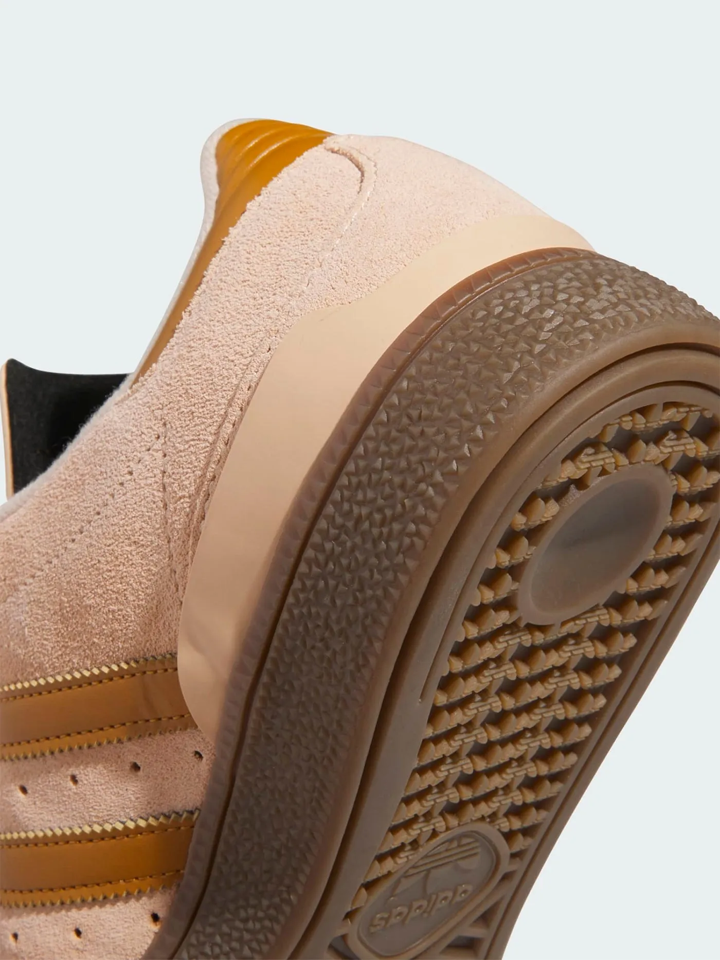 Busenitz Crystal Beige/Bronze Strata/Gum5 Shoes