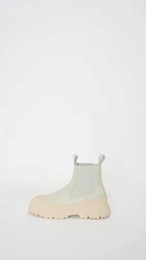 Fabulous Rubber Chelsea Boots in Mastic