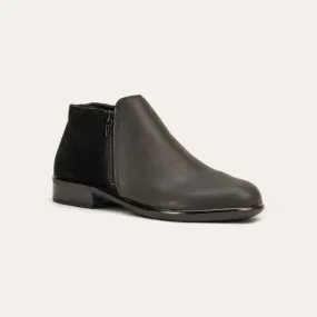 NAOT - HELM - SIZE 36 - BLACK/GREY