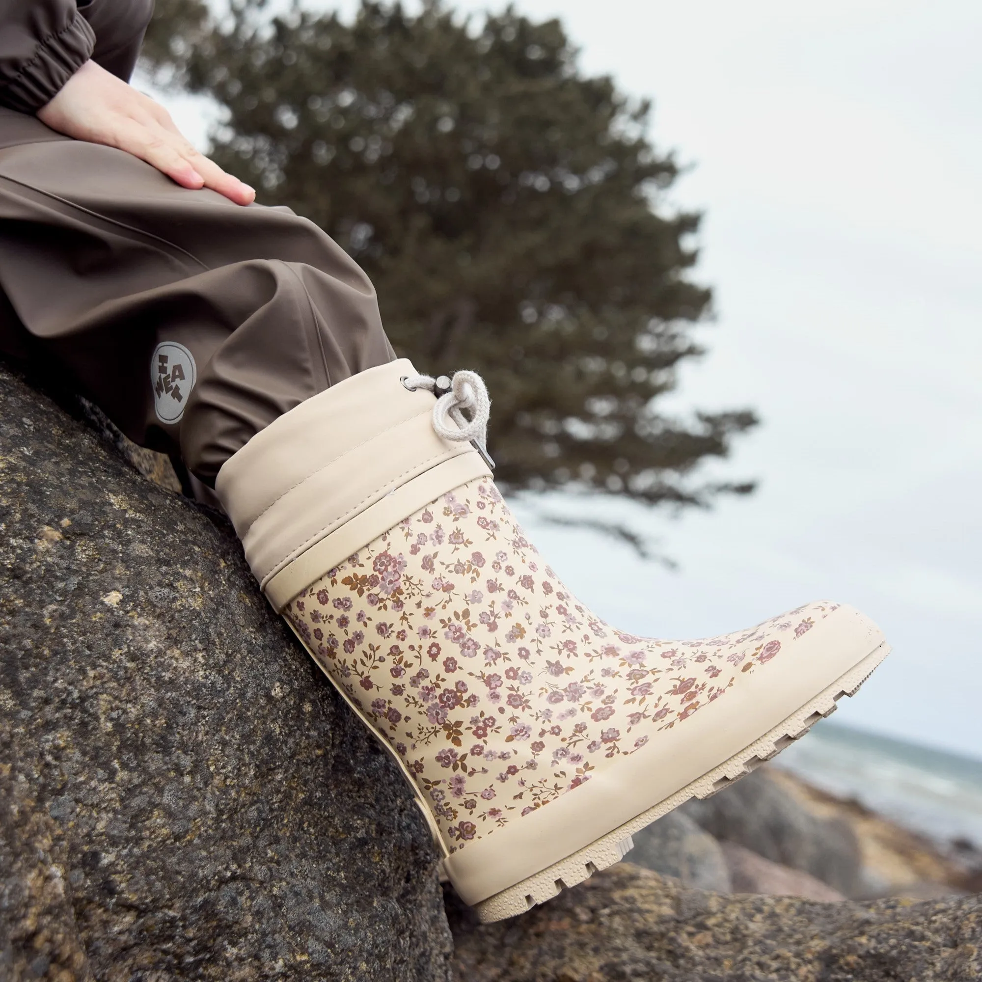 Rubber Boot Thermo Print - rose flowers